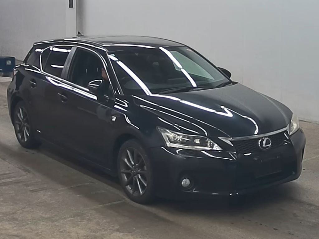 Lexus CT 2011 z aukcji japońskiej
