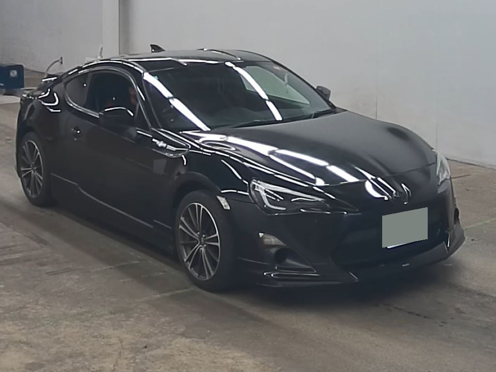Toyota 86 2014 z aukcji japońskiej