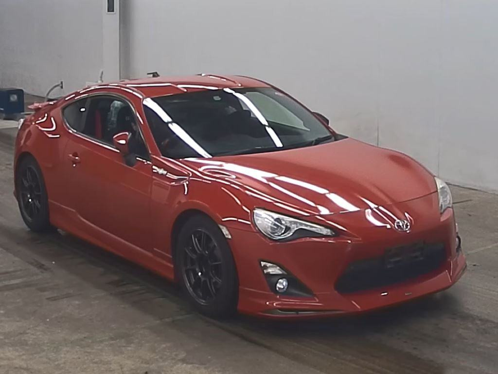 Toyota 86 2013 z aukcji japońskiej