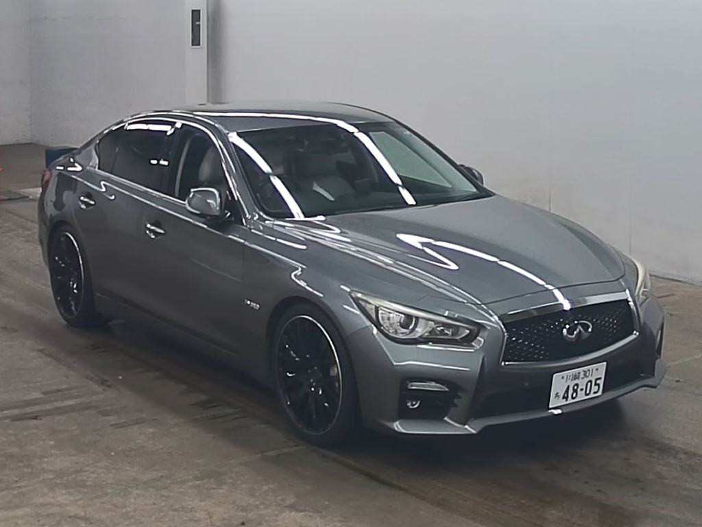 Nissan Skyline 2016 z aukcji japońskiej