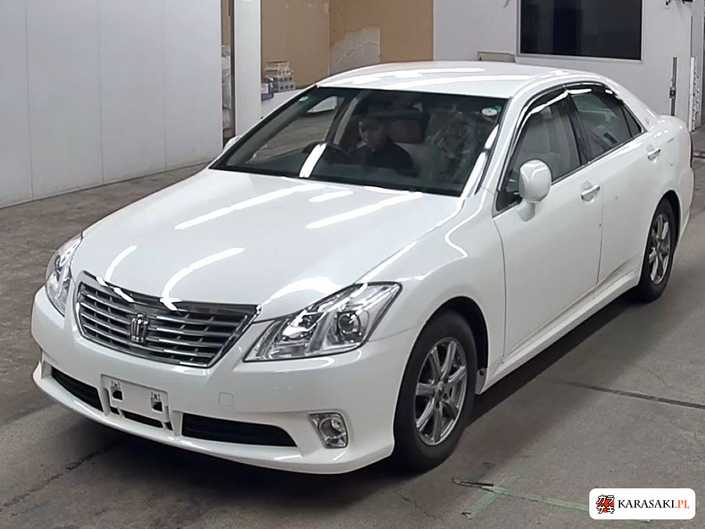 Toyota Crown 2010 z aukcji japońskiej