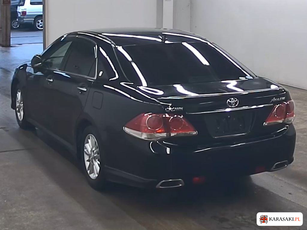 Toyota Crown 2011 z aukcji japońskiej