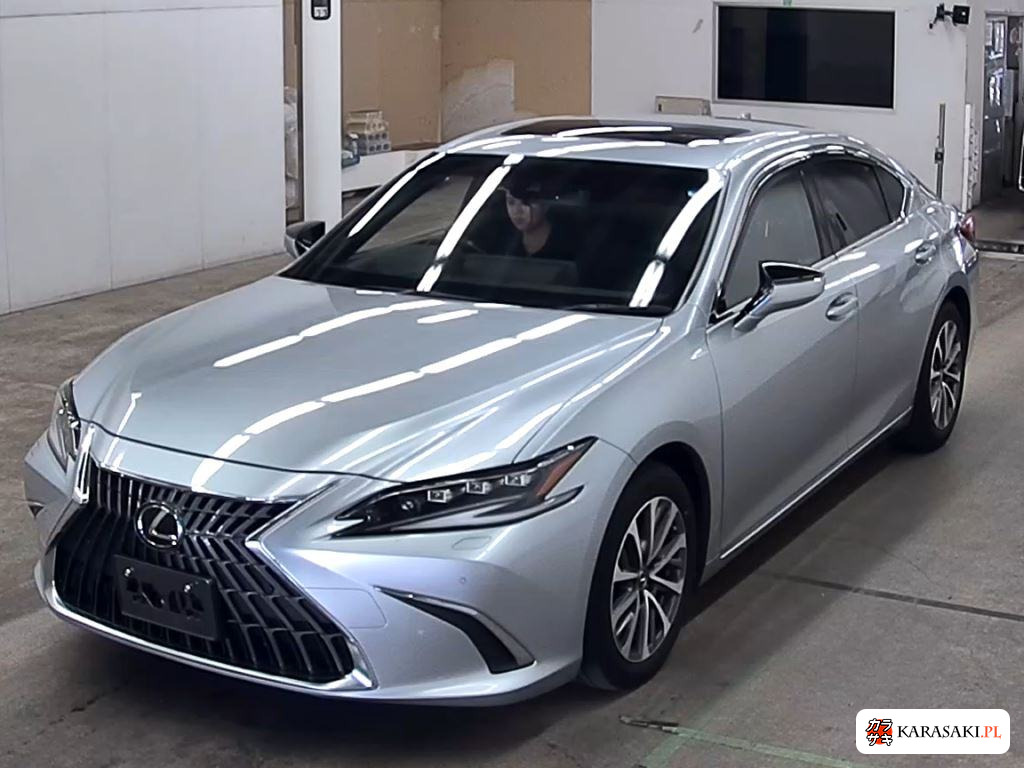 Lexus Es 2023 z aukcji japońskiej