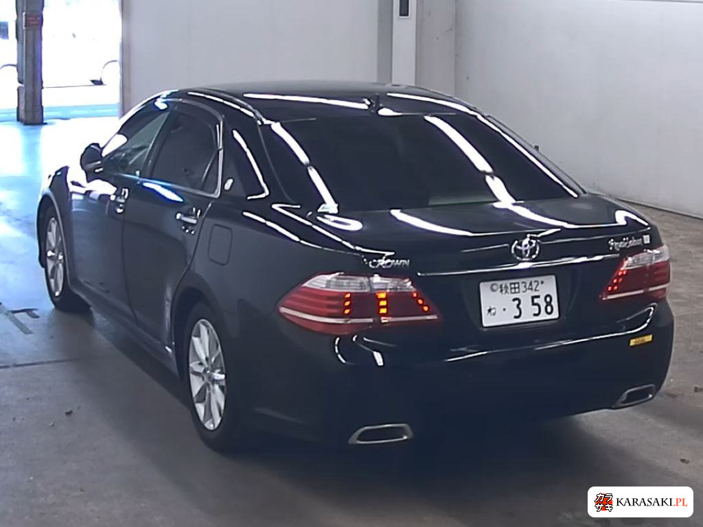 Toyota Crown 2012 z aukcji japońskiej