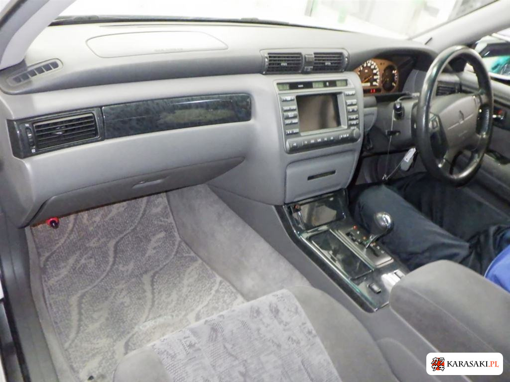 Toyota Crown Estate 2001 z aukcji japońskiej
