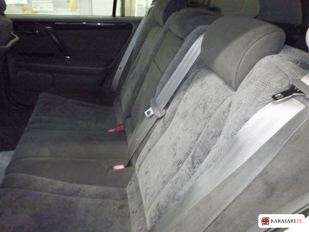 Toyota Crown Estate 2001 z aukcji japońskiej