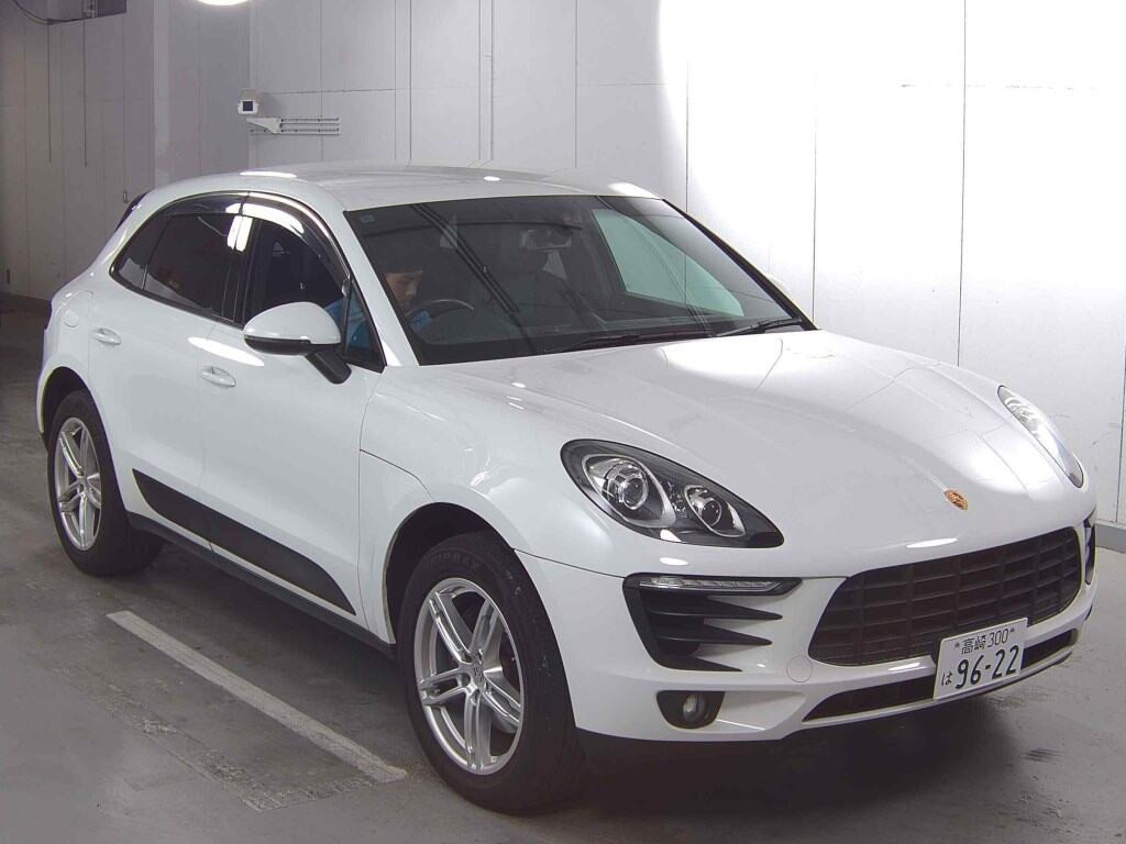 Porsche Macan 2016 з японського аукціону
