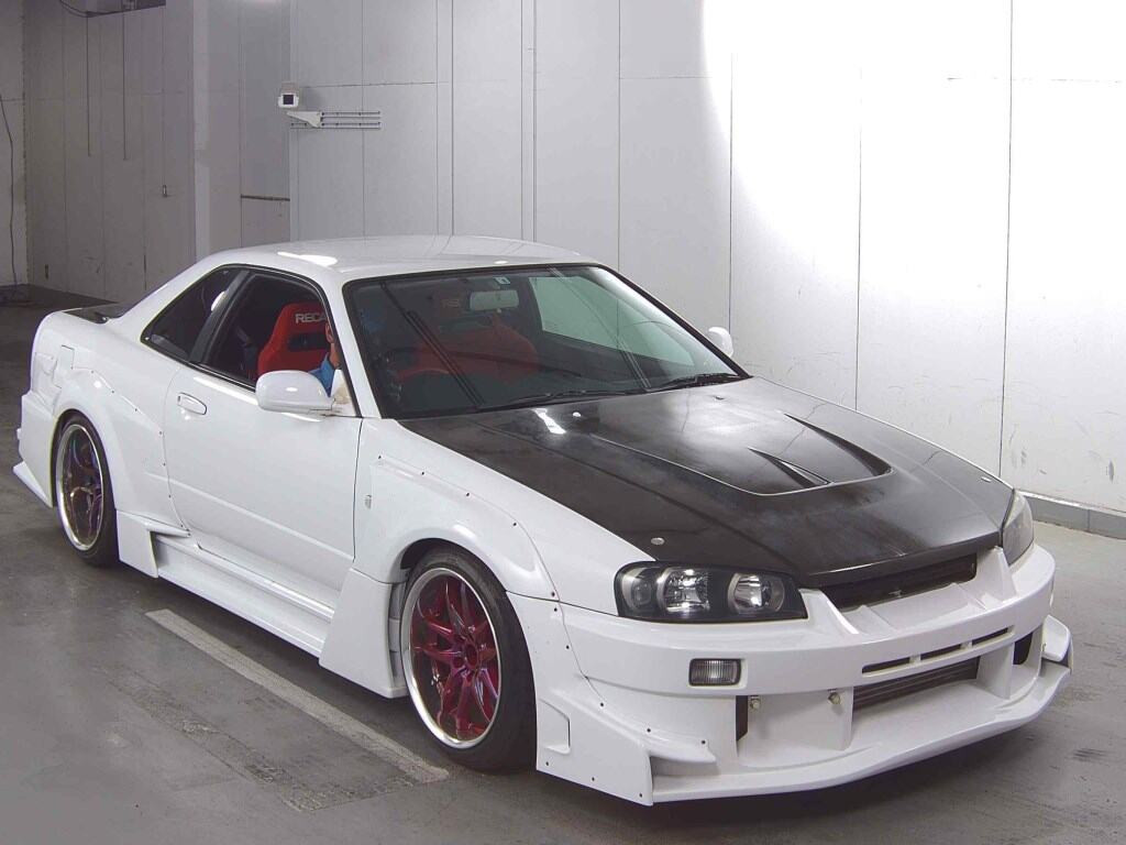 Nissan Skyline 1998 z aukcji japońskiej