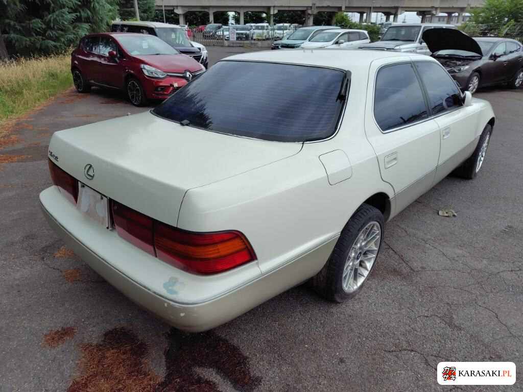 1996 Lexus (us) LS400 4