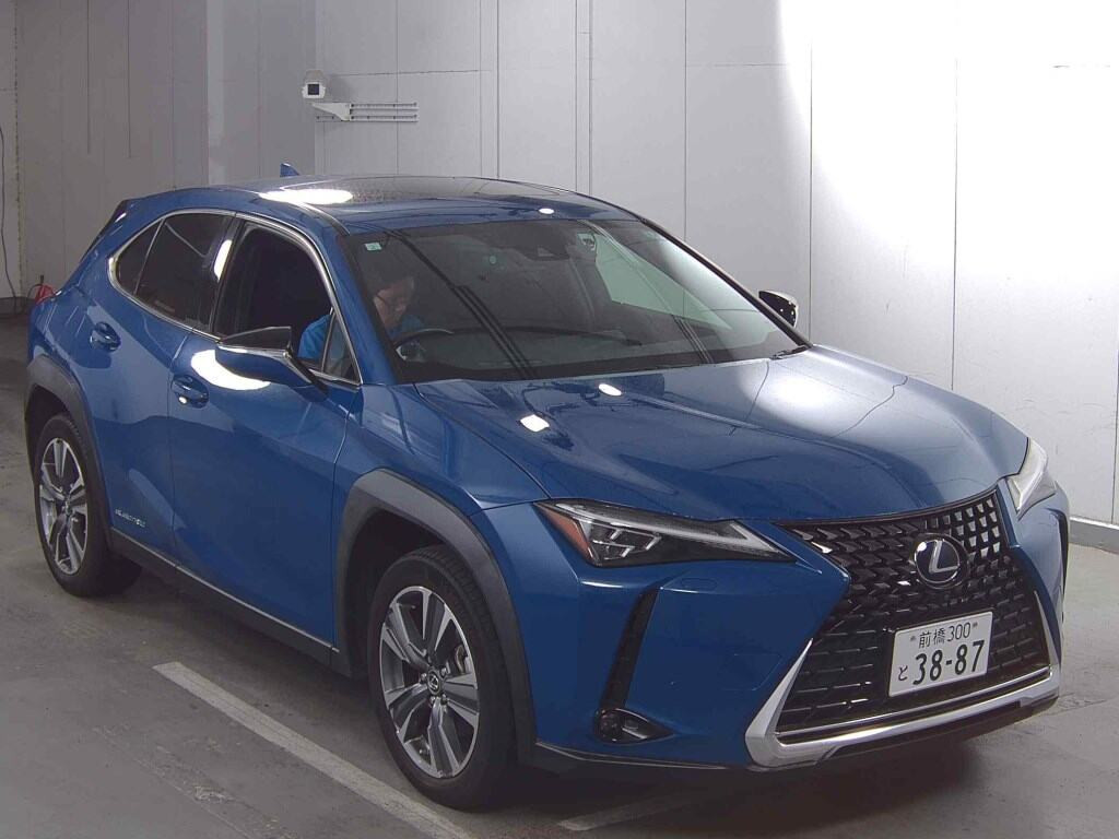 Lexus UX300E 2021 z aukcji japońskiej