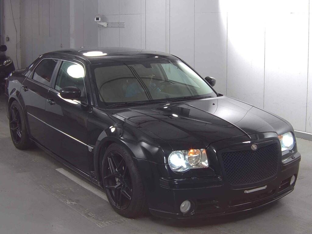 Chrysler 300C 2016 z aukcji japońskiej