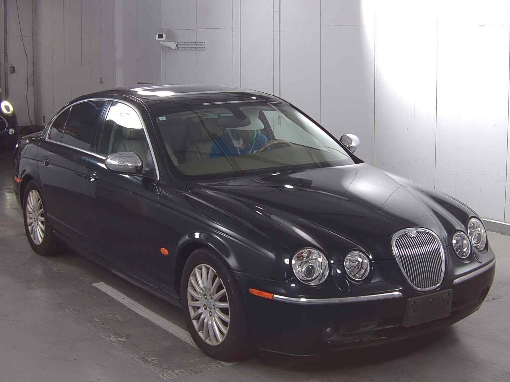 Jaguar S-Type 2006 z aukcji japońskiej