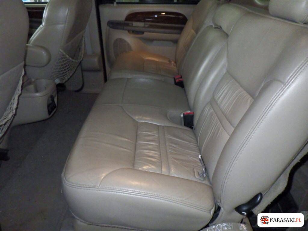2000 Ford Excursion 6