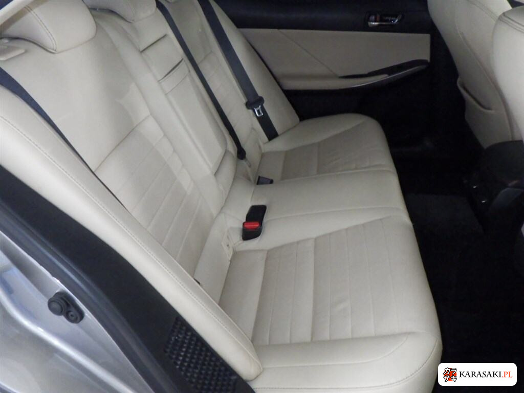 Lexus Is 2014 z aukcji japońskiej