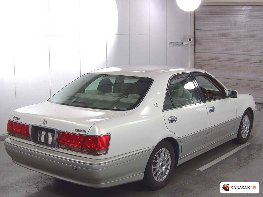 Toyota Crown 2003 z aukcji japońskiej