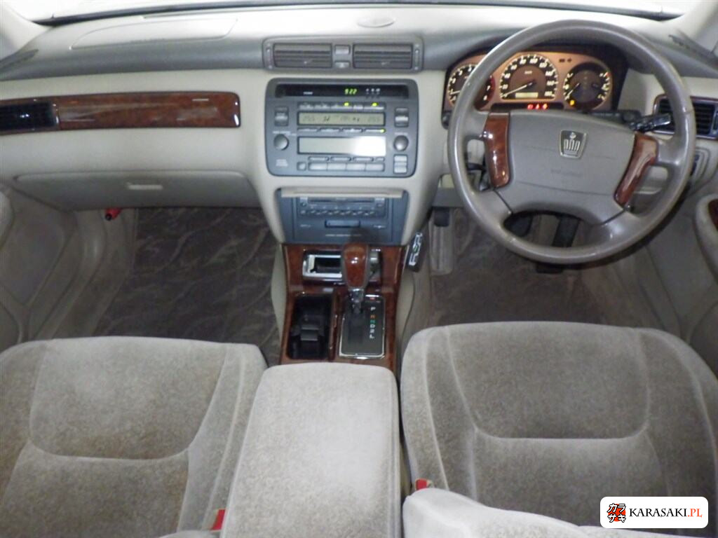 Toyota Crown 2003 z aukcji japońskiej