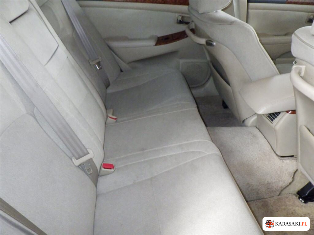 Toyota Crown 2006 z aukcji japońskiej