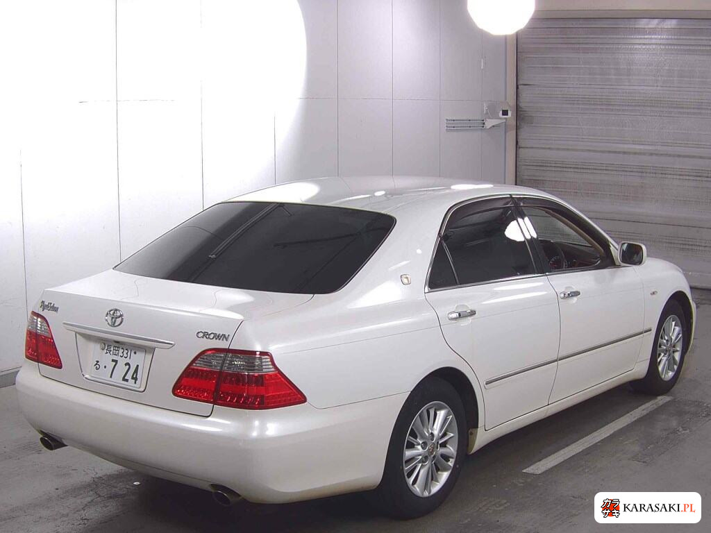 Toyota Crown 2006 z aukcji japońskiej