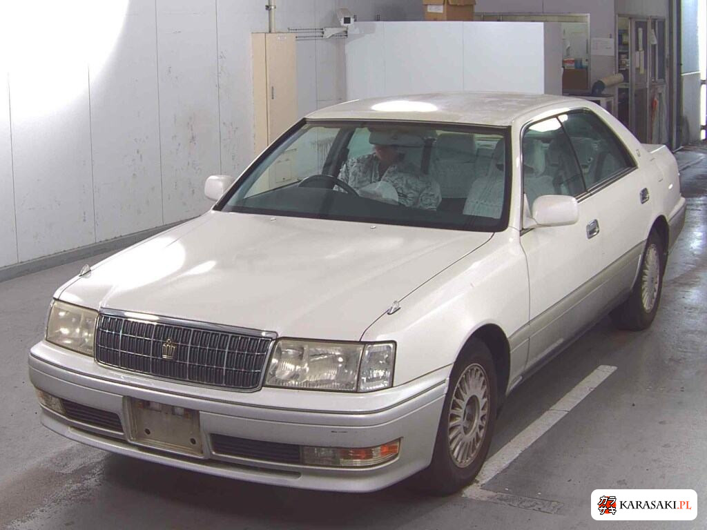 Toyota Crown 1999 z aukcji japońskiej