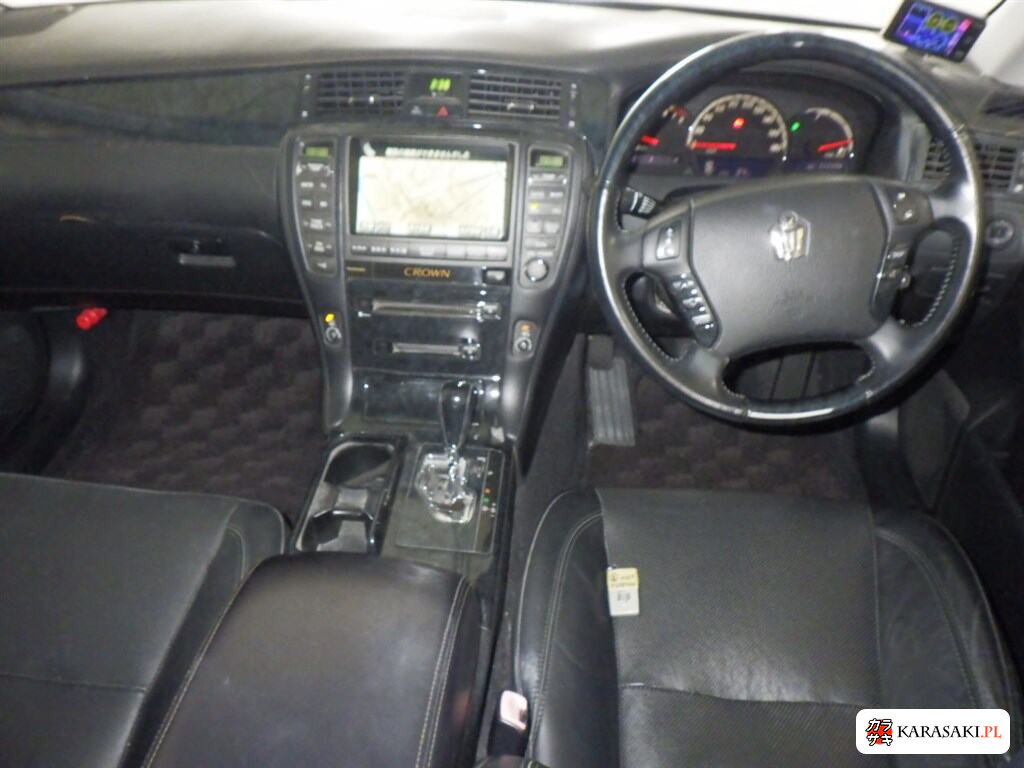 Toyota Crown 2005 z aukcji japońskiej