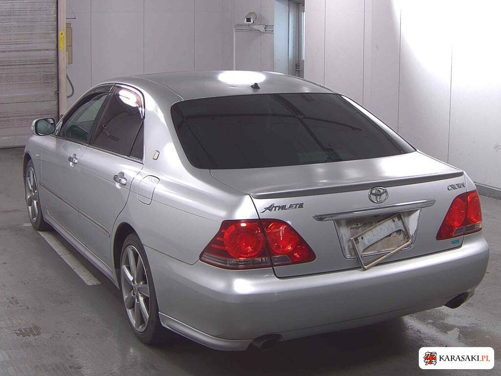 Toyota Crown 2005 z aukcji japońskiej
