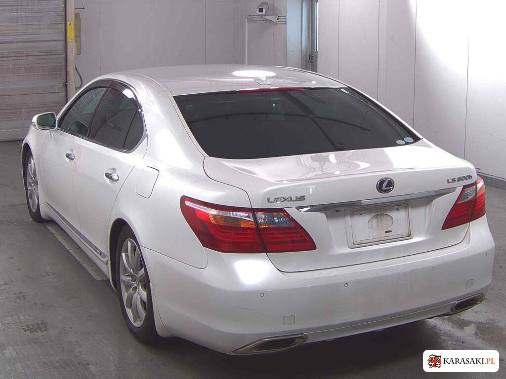 Lexus LS 2010 z aukcji japońskiej