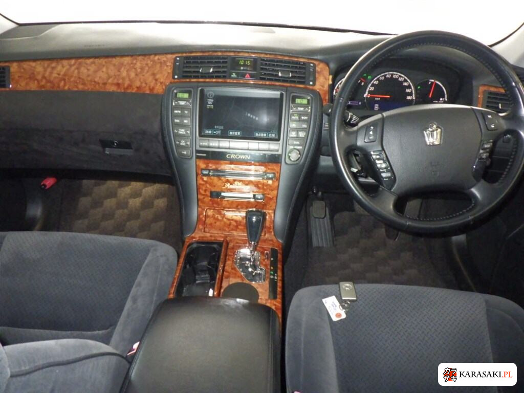 Toyota Crown 2007 z aukcji japońskiej