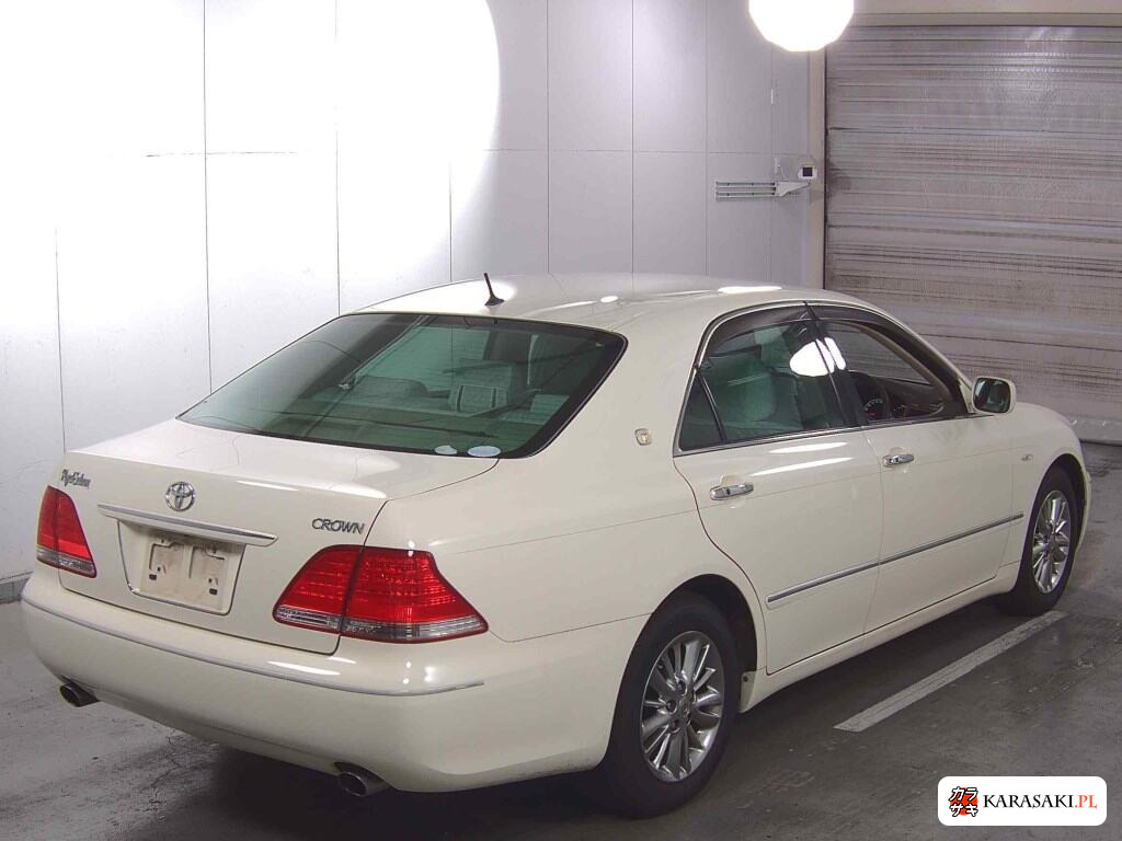 Toyota Crown 2005 z aukcji japońskiej