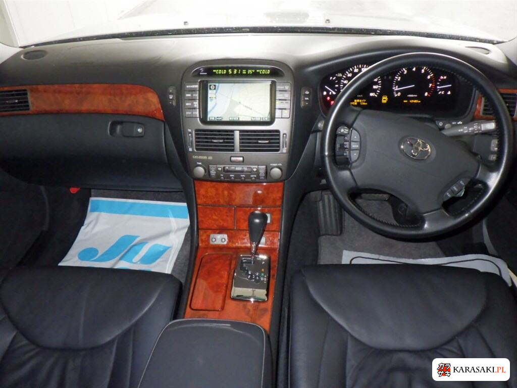Toyota Celsior 2005 z aukcji japońskiej