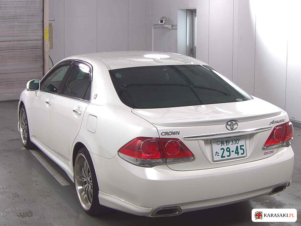 Toyota Crown 2012 z aukcji japońskiej