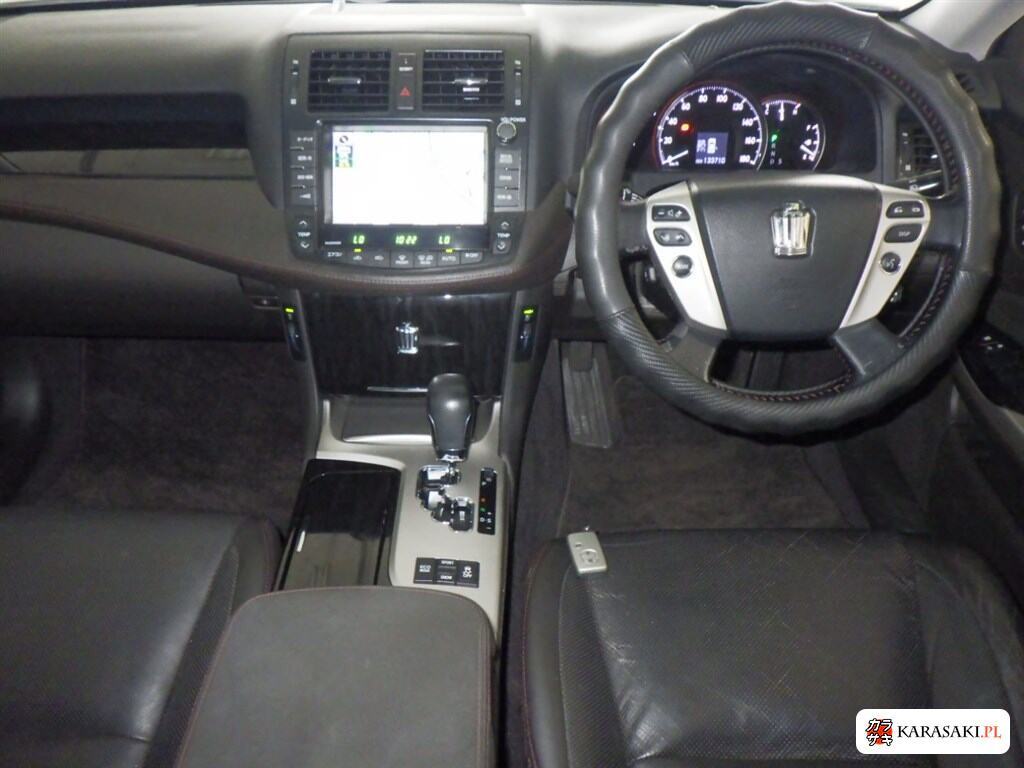 Toyota Crown 2012 z aukcji japońskiej
