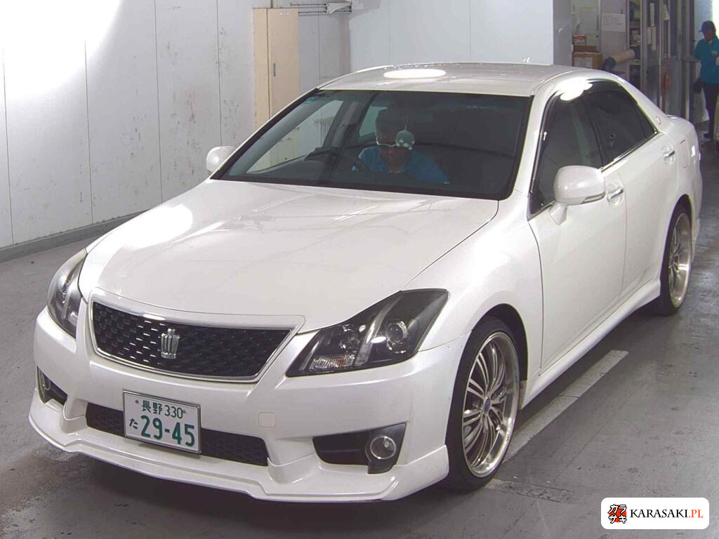Toyota Crown 2012 z aukcji japońskiej
