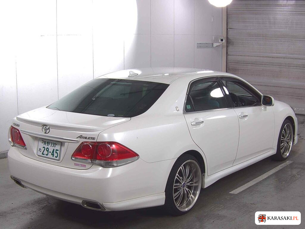 Toyota Crown 2012 z aukcji japońskiej