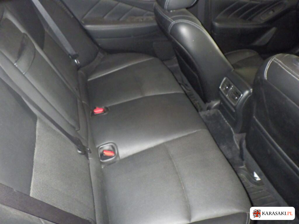 Nissan Skyline 2014 z aukcji japońskiej