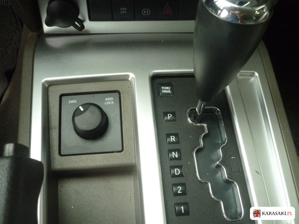 2008 Dodge Nitro 4WD 11