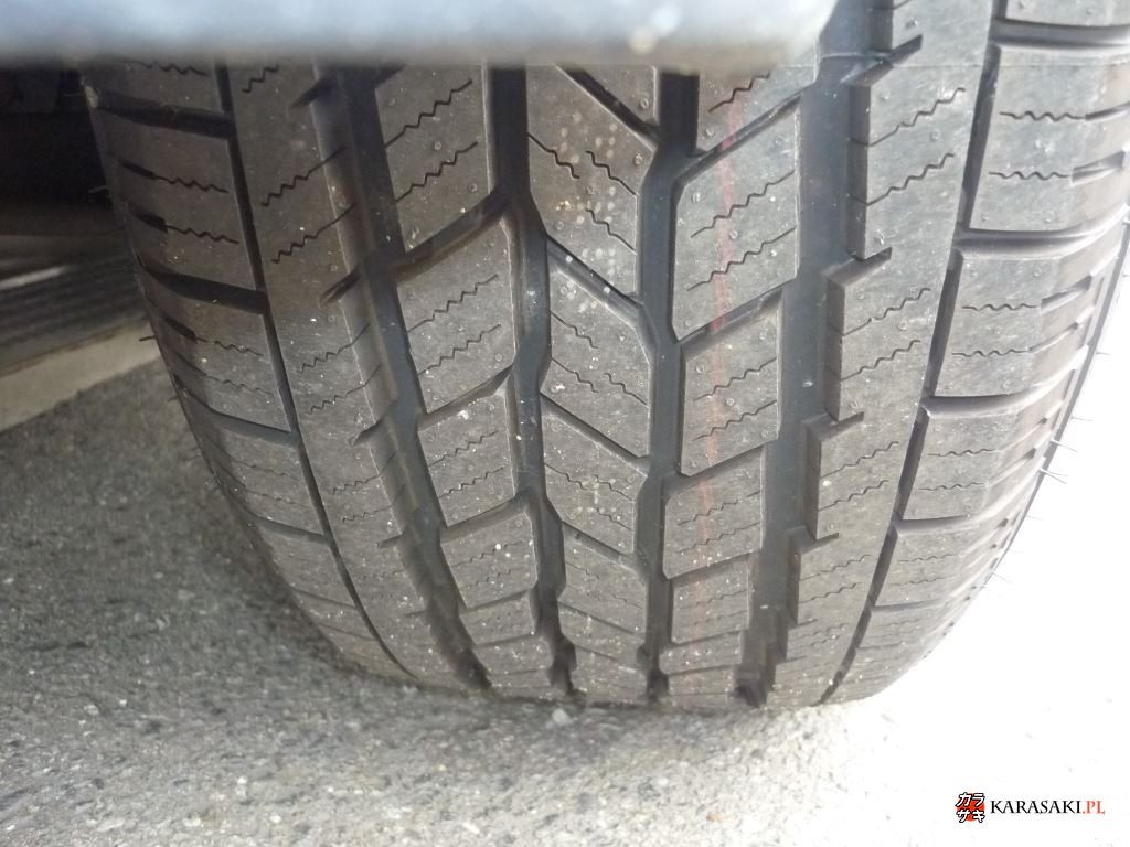 2008 Dodge Nitro 4WD 9