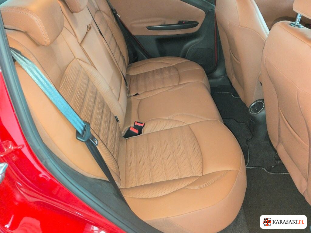 2015 Alfa Romeo Giulietta 5D 6