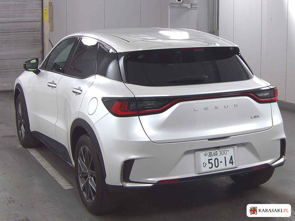 2025 Lexus LBX Elegant 2