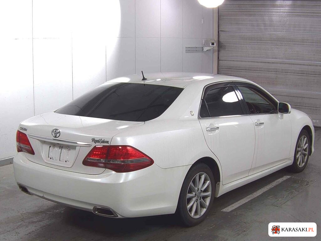 Toyota Crown 2008 z aukcji japońskiej