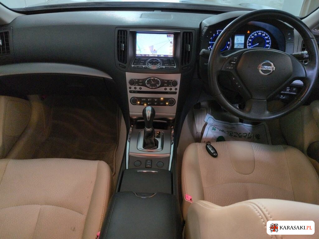 Nissan Skyline 2012 z aukcji japońskiej