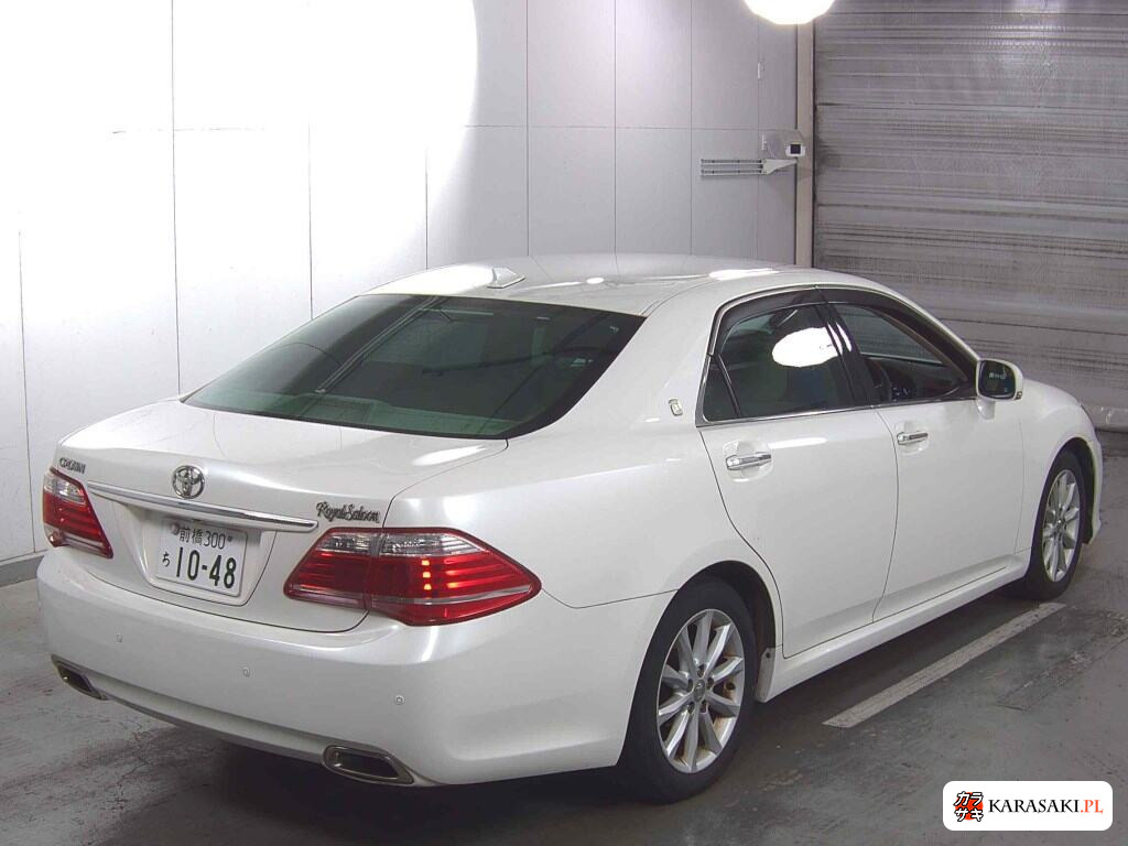 Toyota Crown 2012 z aukcji japońskiej