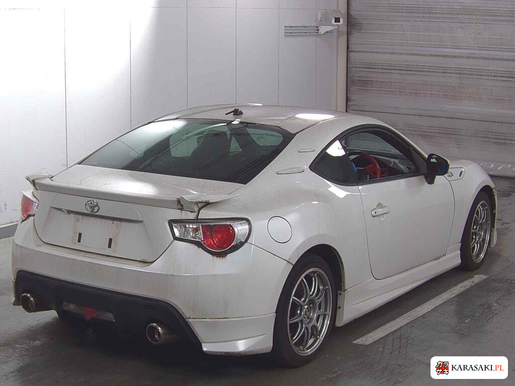 Toyota 86 2012 z aukcji japońskiej