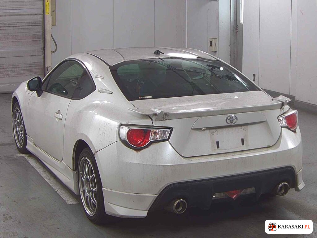 Toyota 86 2012 z aukcji japońskiej