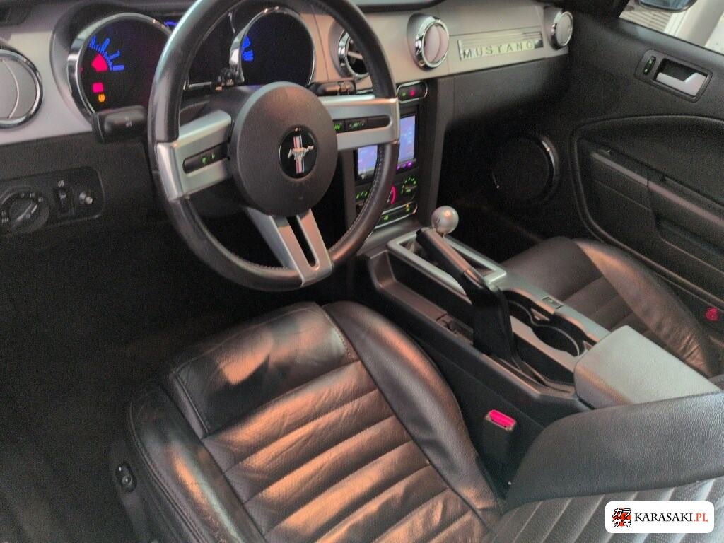 Ford Mustang 2008 z aukcji japońskiej