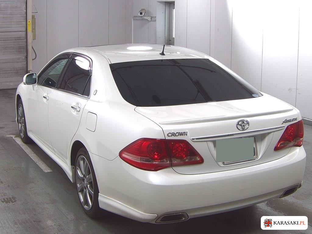 Toyota Crown 2008 z aukcji japońskiej