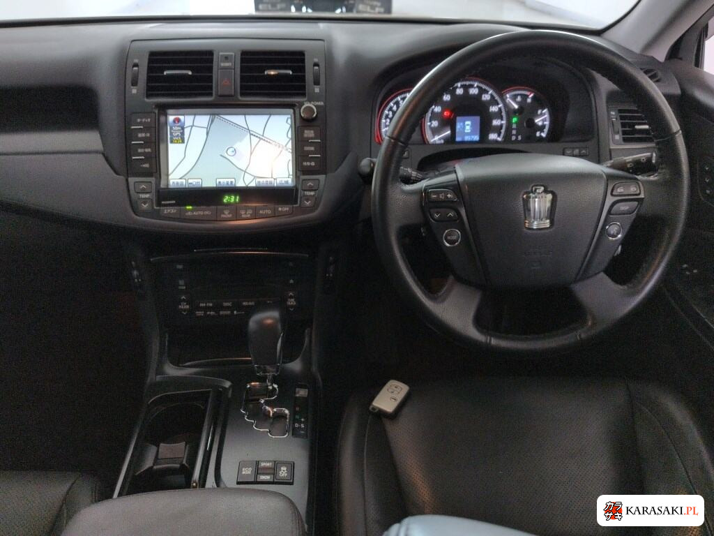 Toyota Crown 2008 z aukcji japońskiej