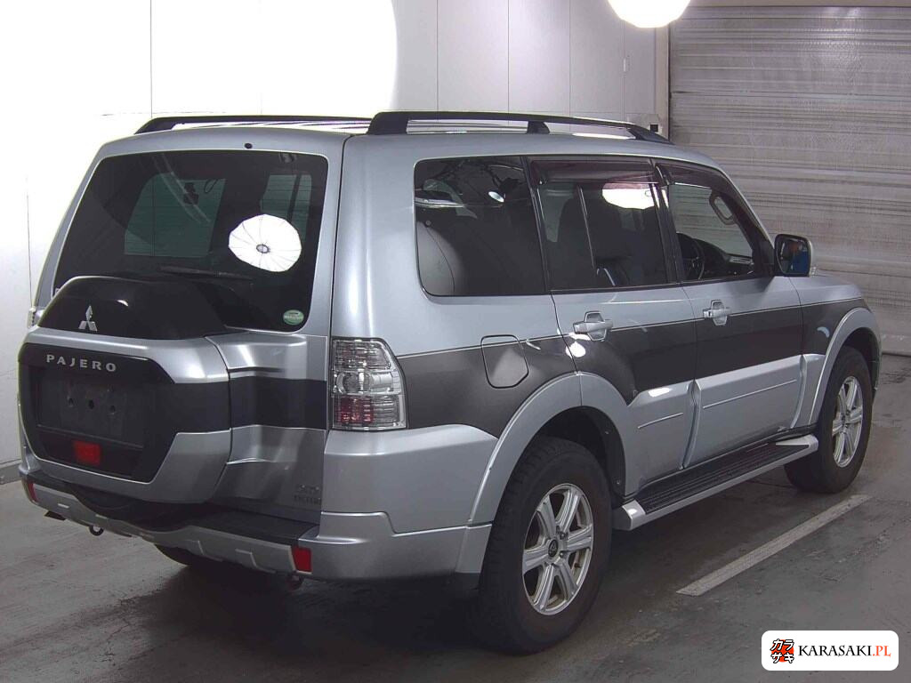 Mitsubishi Pajero 2017 z aukcji japońskiej