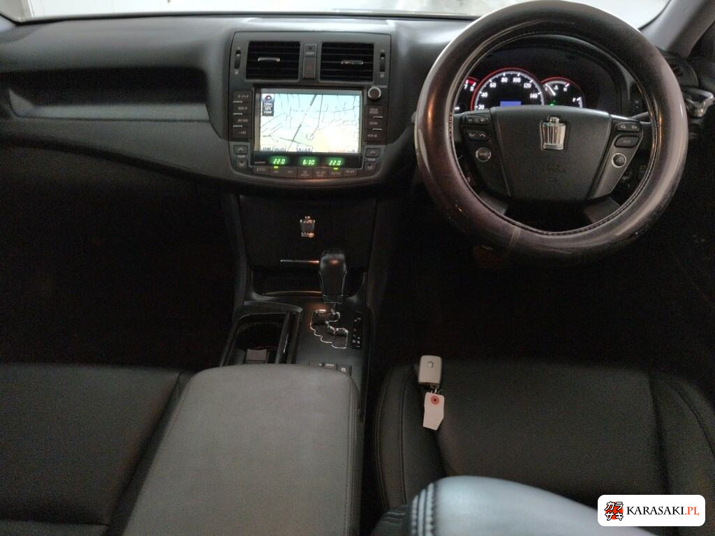Toyota Crown 2009 z aukcji japońskiej