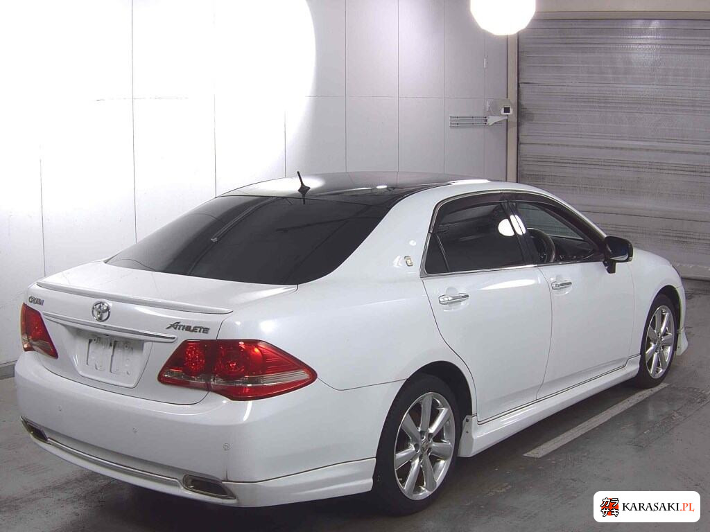 Toyota Crown 2009 z aukcji japońskiej