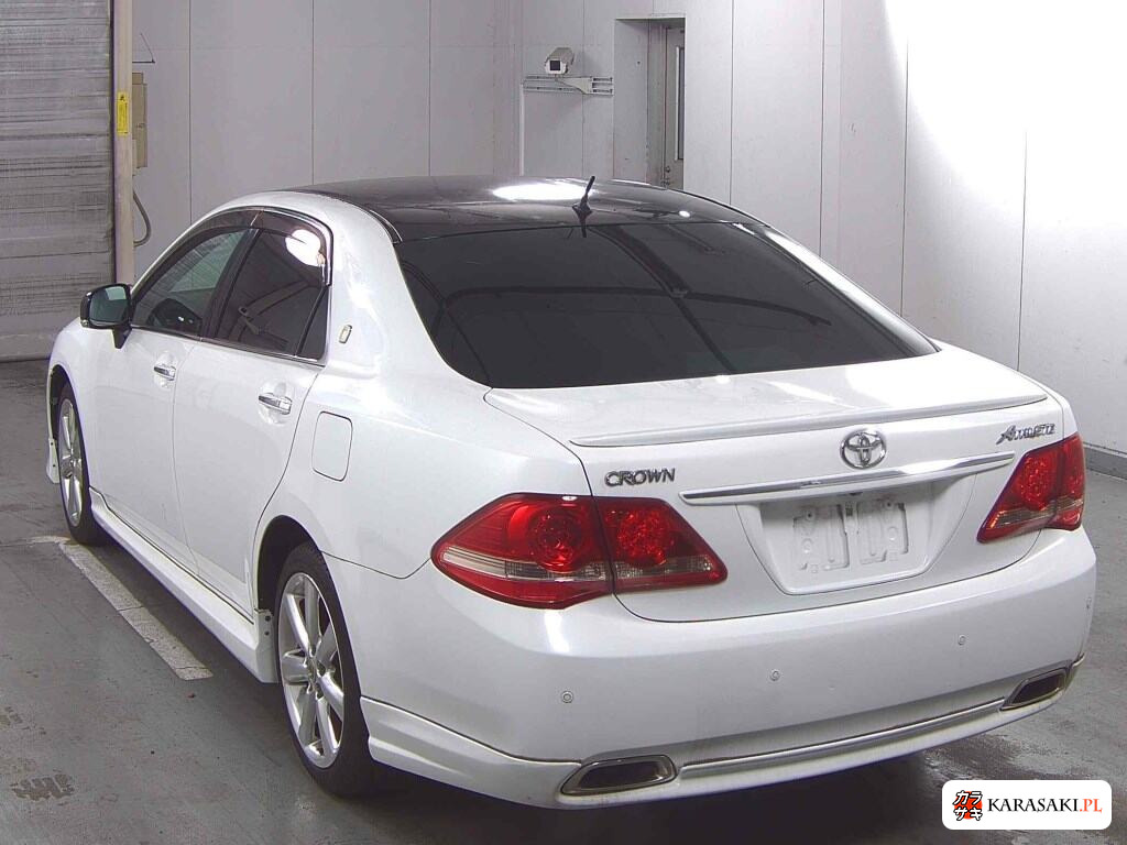 Toyota Crown 2009 z aukcji japońskiej